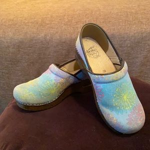 Vegan Dansko clogs size 39